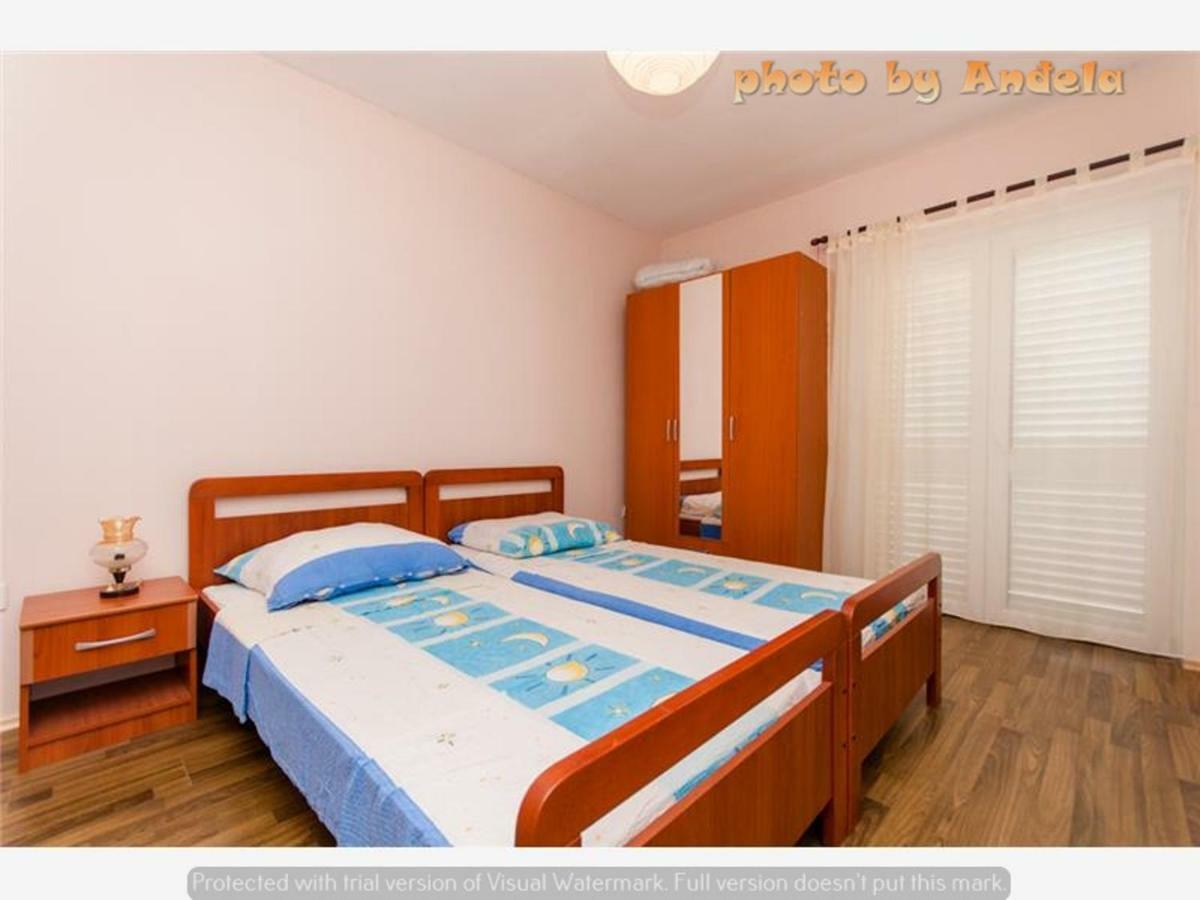 Apartmani Andela Vinišće Eksteriør billede