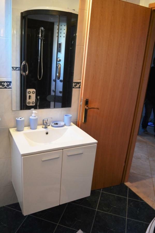 Apartmani Andela Vinišće Eksteriør billede